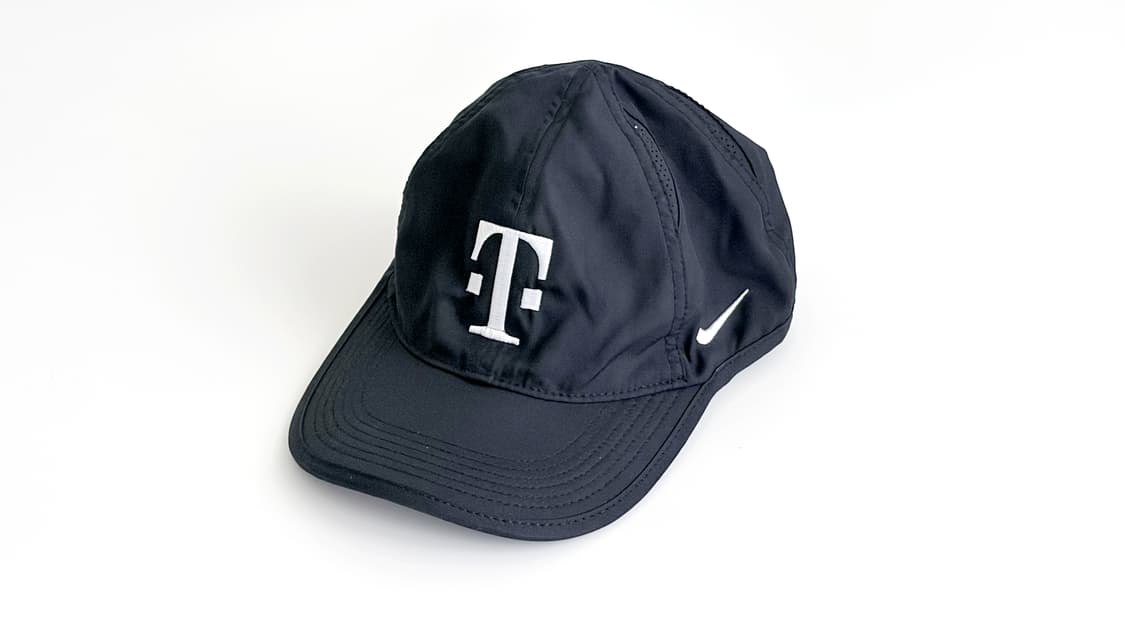 나이키 페더라이트 드라이핏 ‘T Mobile’ 검정 볼캡 상품이미지2