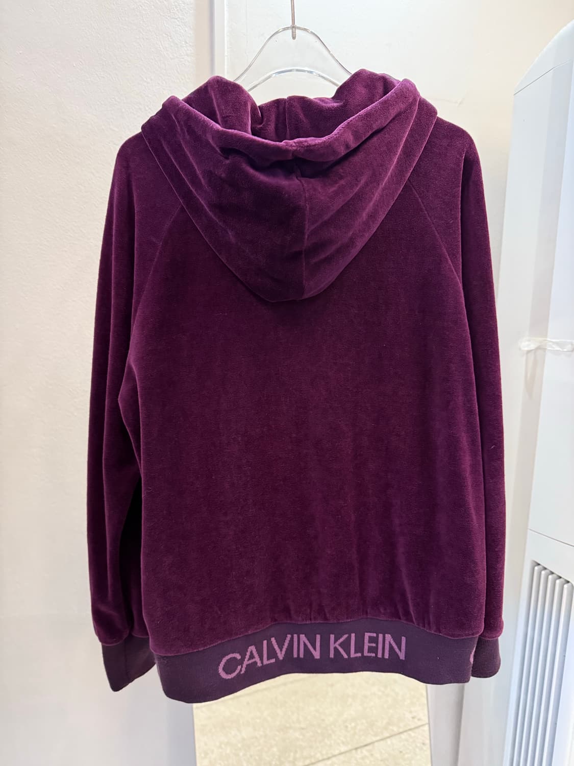 Calvin Klein Vintage Velvet Hooded ZipUp 상품이미지3