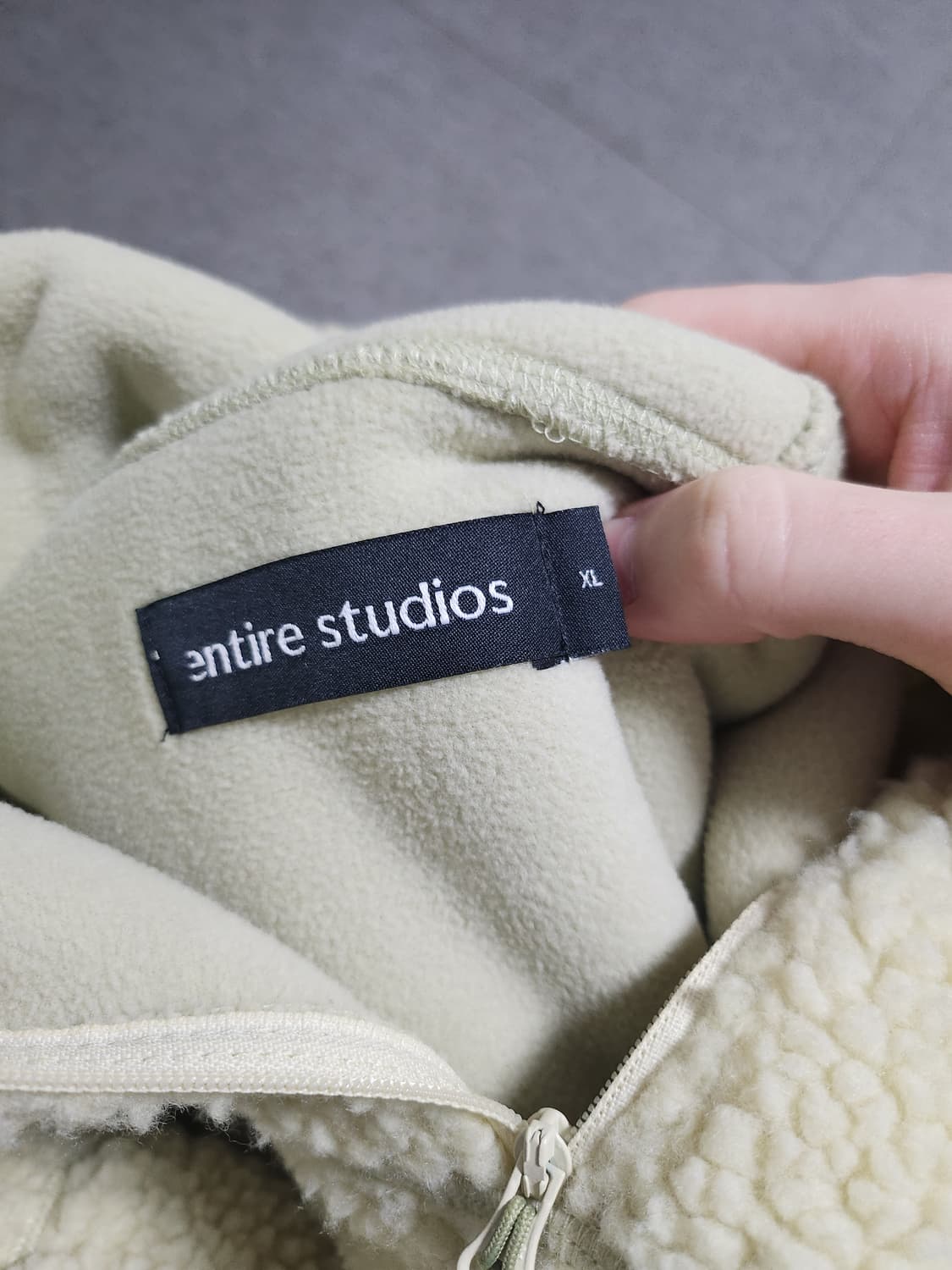 엔타이어 스튜디오 플러피 플리스 상품이미지2