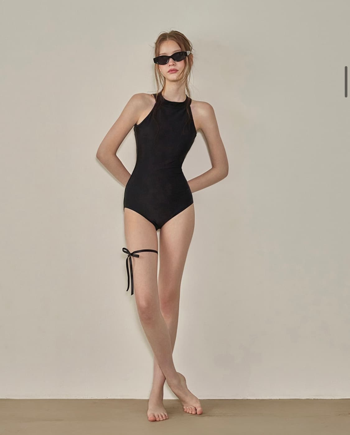 비키니밴더 베티 홀터넥 리본 모노키니 상품이미지1