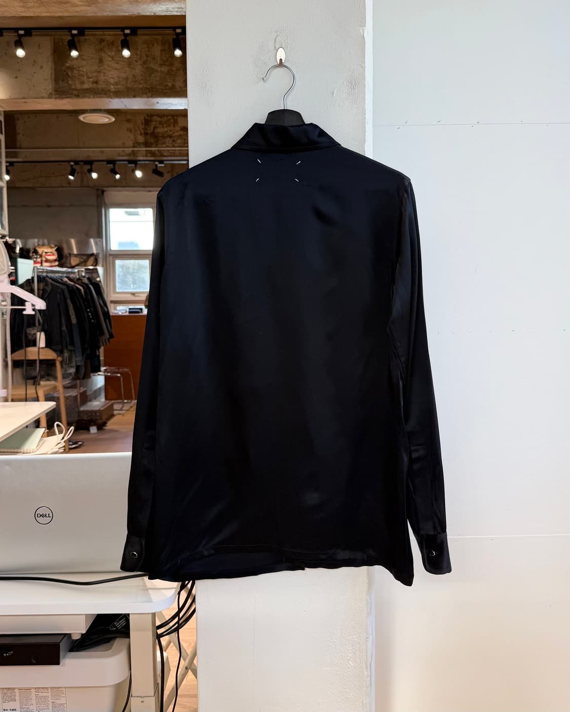 메종마르지엘라 블랙 아세테이트 새틴 백스티치 셔츠 상품이미지7