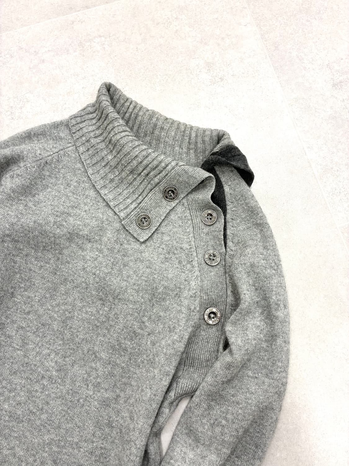 사이드 단추 니트 상품이미지4