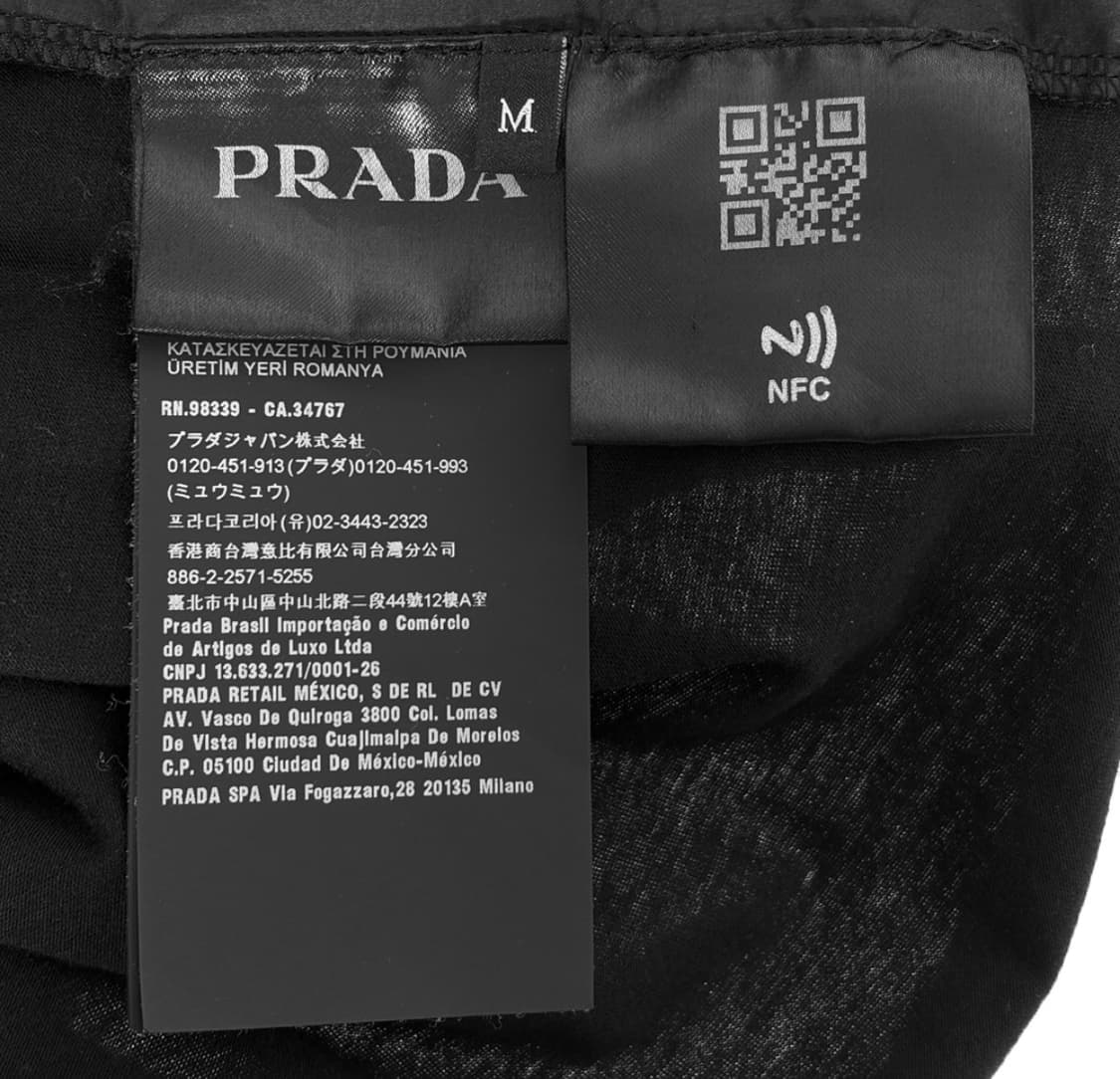 [M] 프라다 리나일론 삼각로고 스트링 포켓 테크니컬 반팔 티셔츠 블랙 상품이미지6