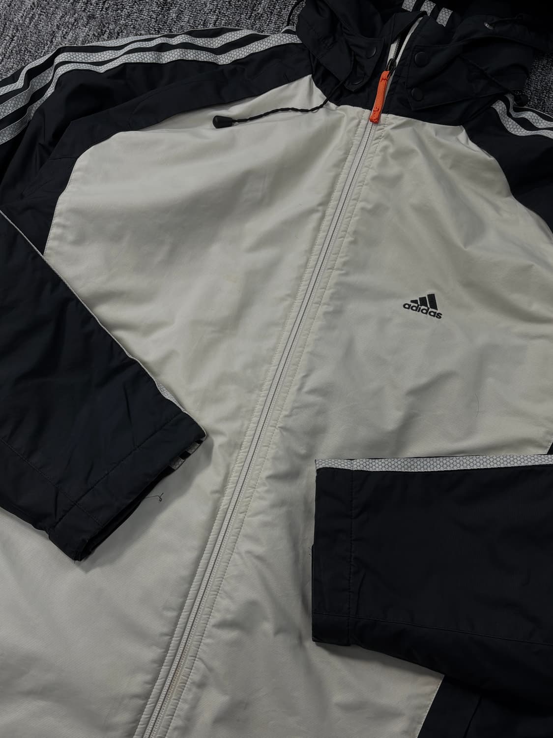 아디다스 올드스쿨 누빔 점퍼 패딩 상품이미지4