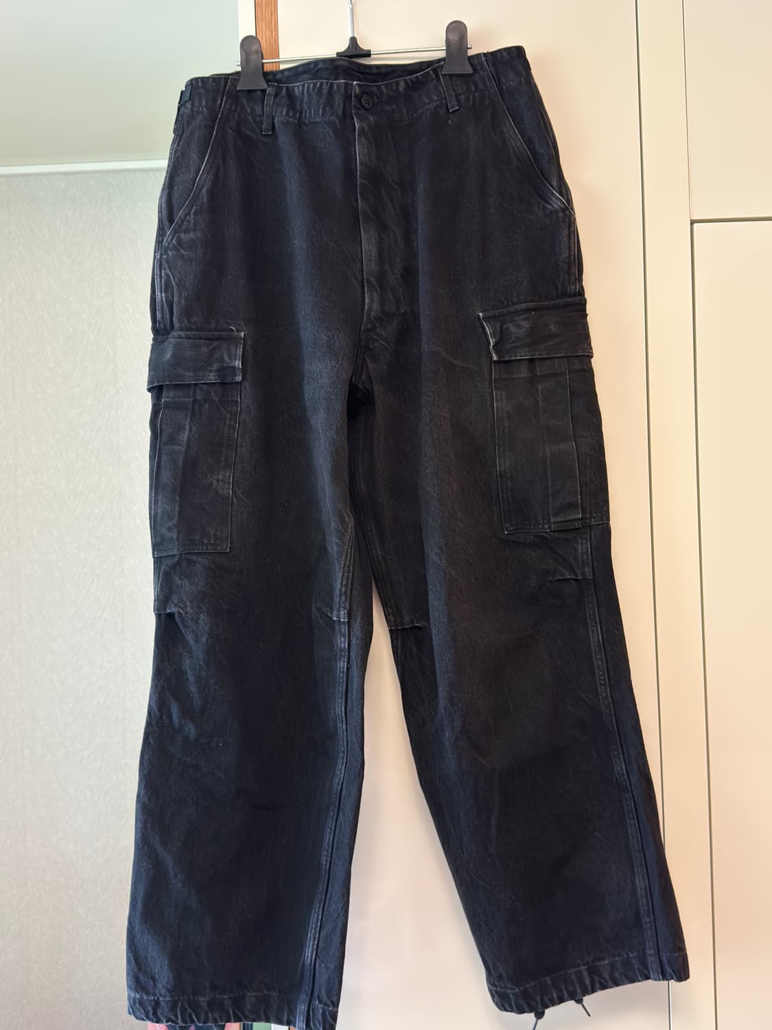 (2) 코모리 블랙 카고 데님 상품이미지1