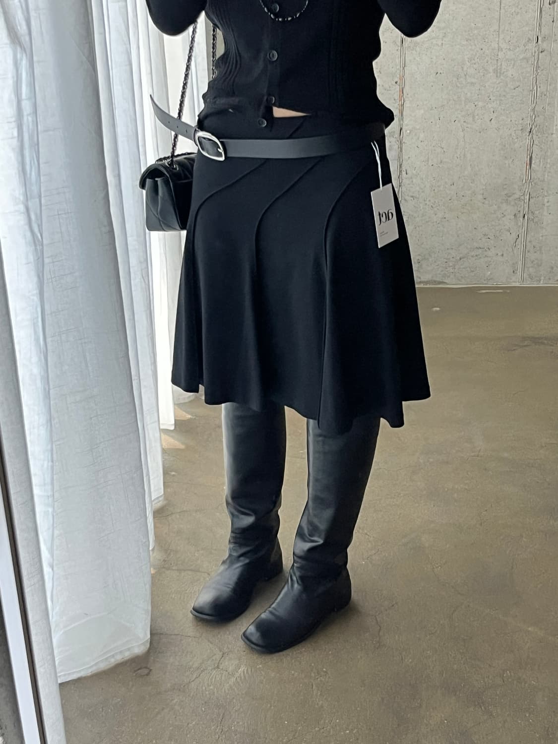 Cara 웨이브 절개 플레어 스커트 상품이미지1