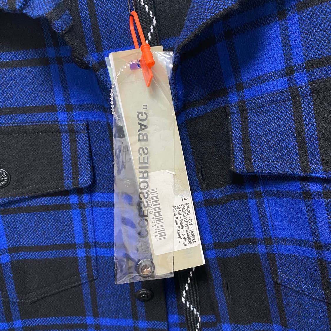 [ XS ] 오프화이트 플란넬 애로우 체크 셔츠 상품이미지2