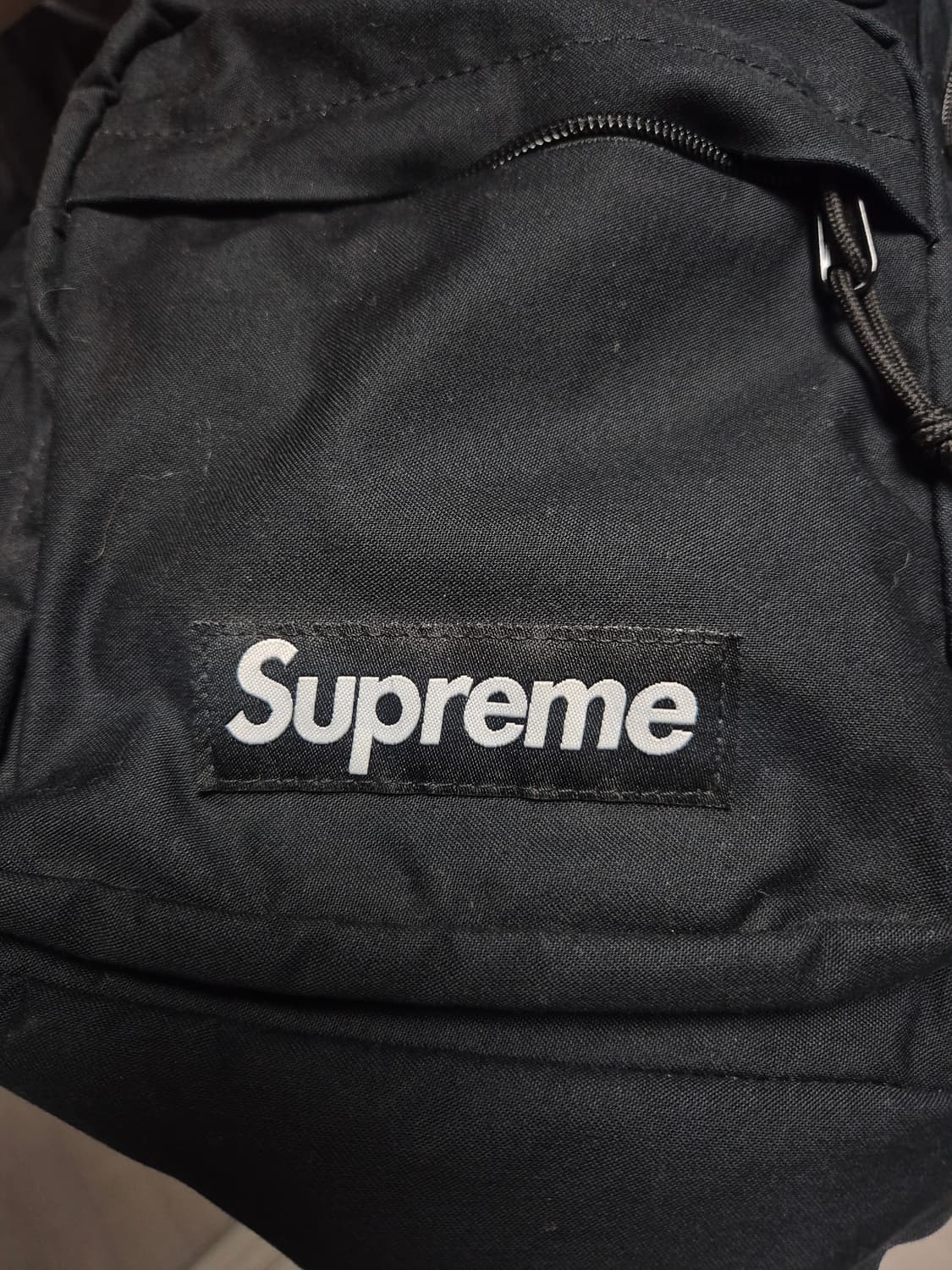 슈프림 23SS 필드 메신저백 상품이미지4