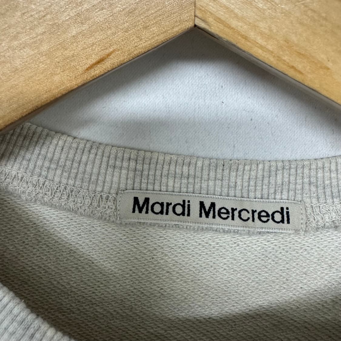 마르디메크르디 플라워 맨투맨 상품이미지3