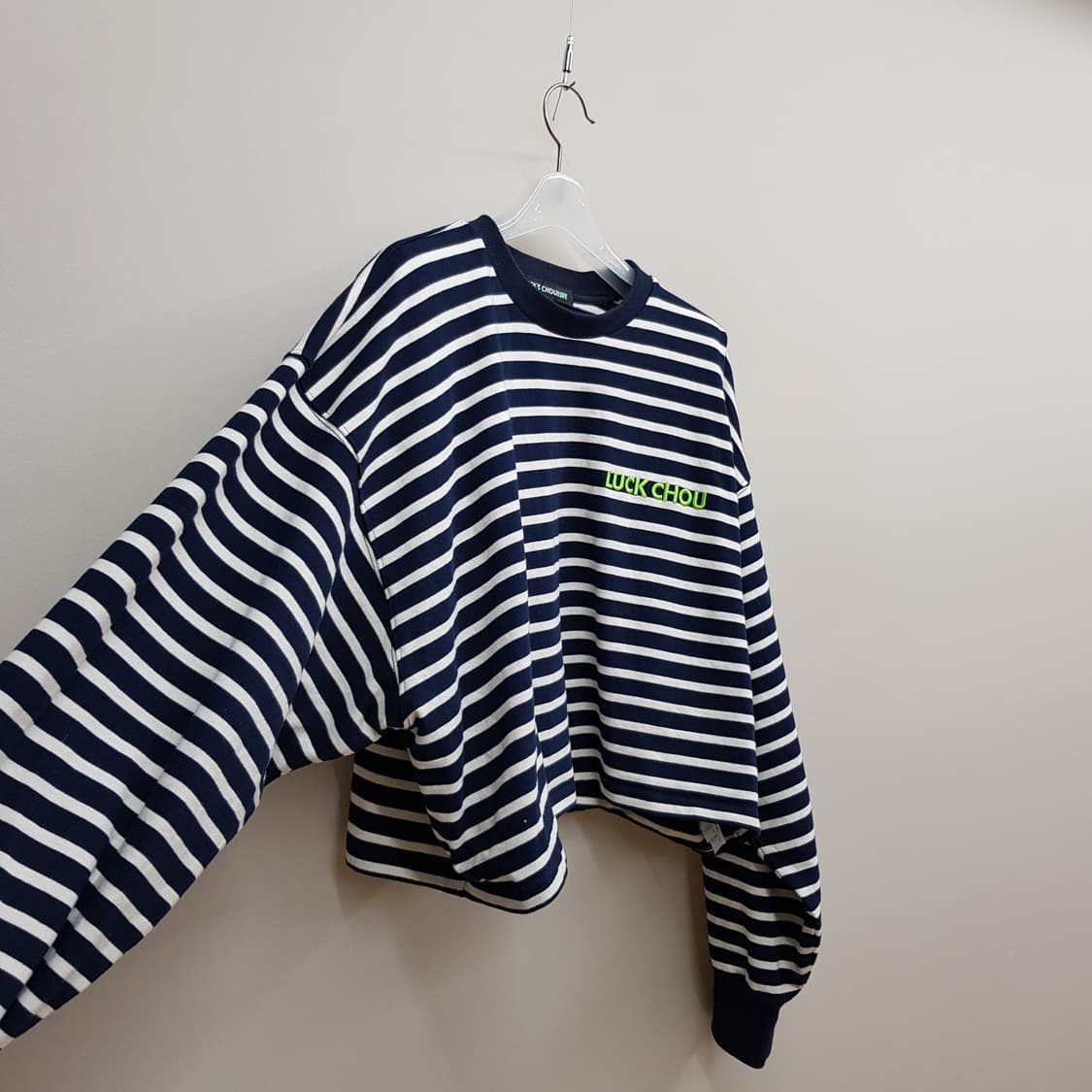 럭키슈에뜨  2023 스프라이트  스웻셔츠  F사이즈 상품이미지4