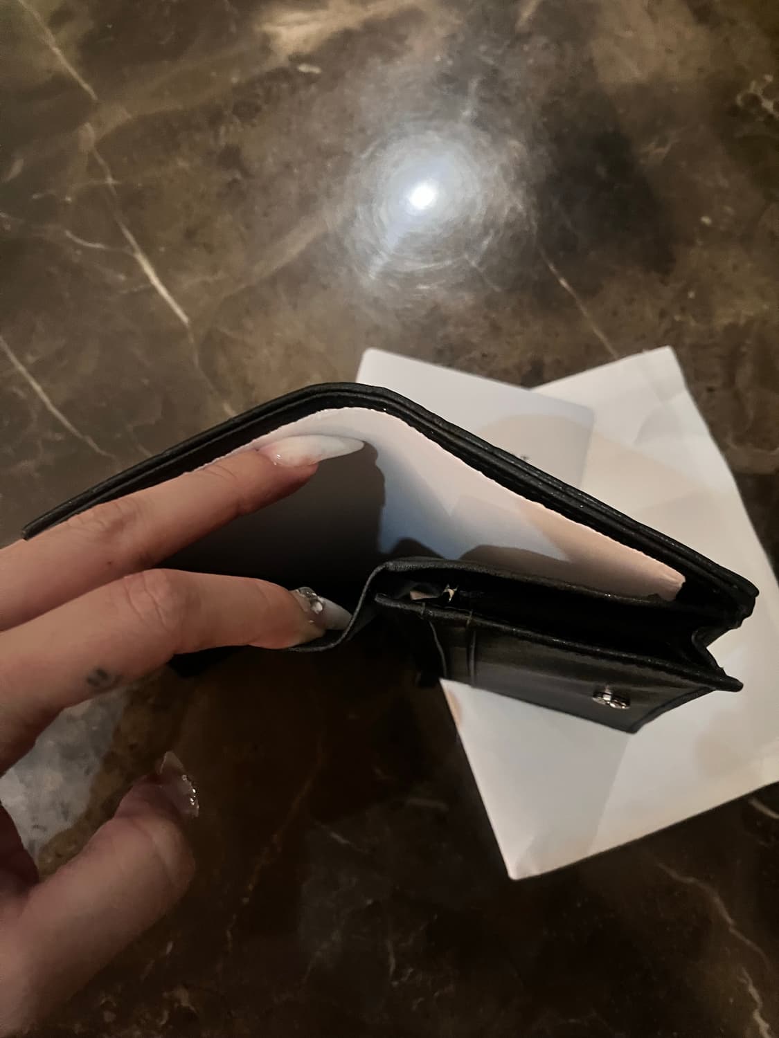 생로랑 카산드라 카드 반지갑 블랙 금장 상품이미지3