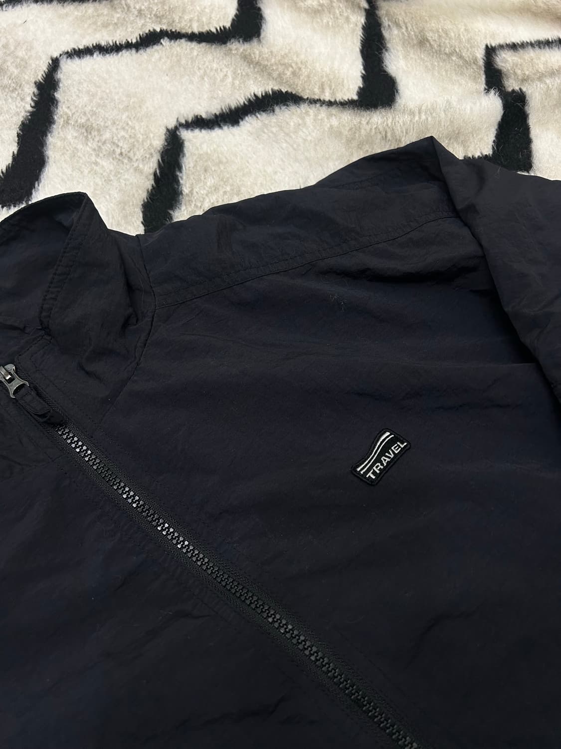 [S]트래블 오버핏 크런치 나일론 바람막이/블랙 상품이미지1