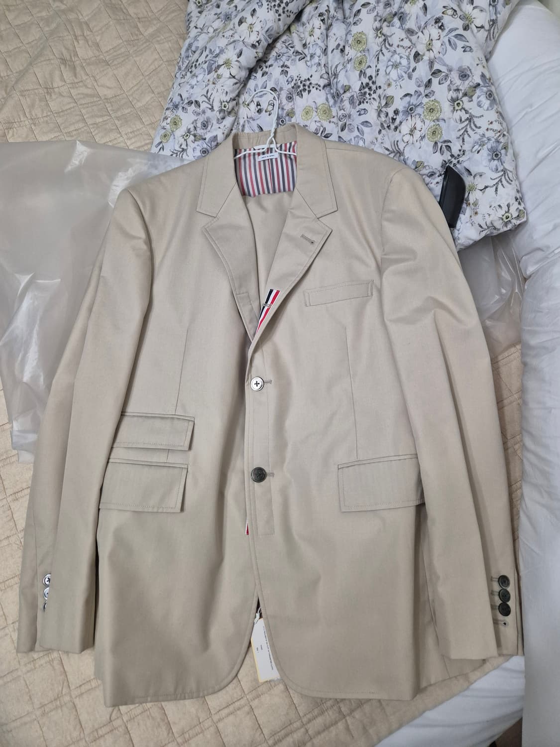 톰브라운 셋업 상품이미지1