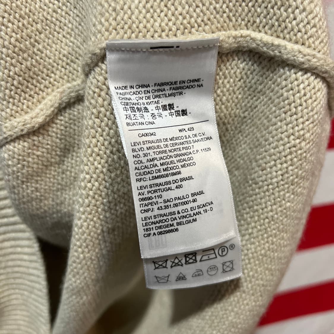 리바이스 패턴 니트 스웨터 상품이미지4