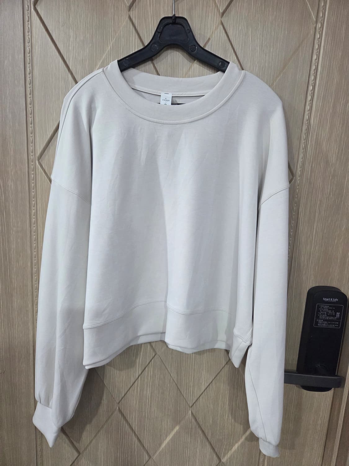 여성 크롭맨투맨 상품이미지1