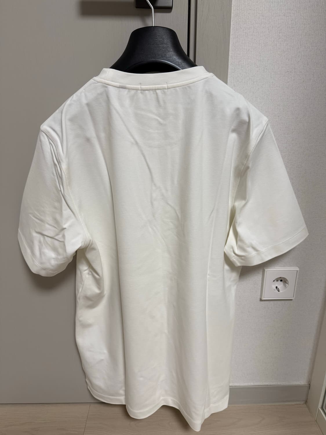 남성 띠어리 반팔티셔츠 화이트 L사이드 상품이미지2