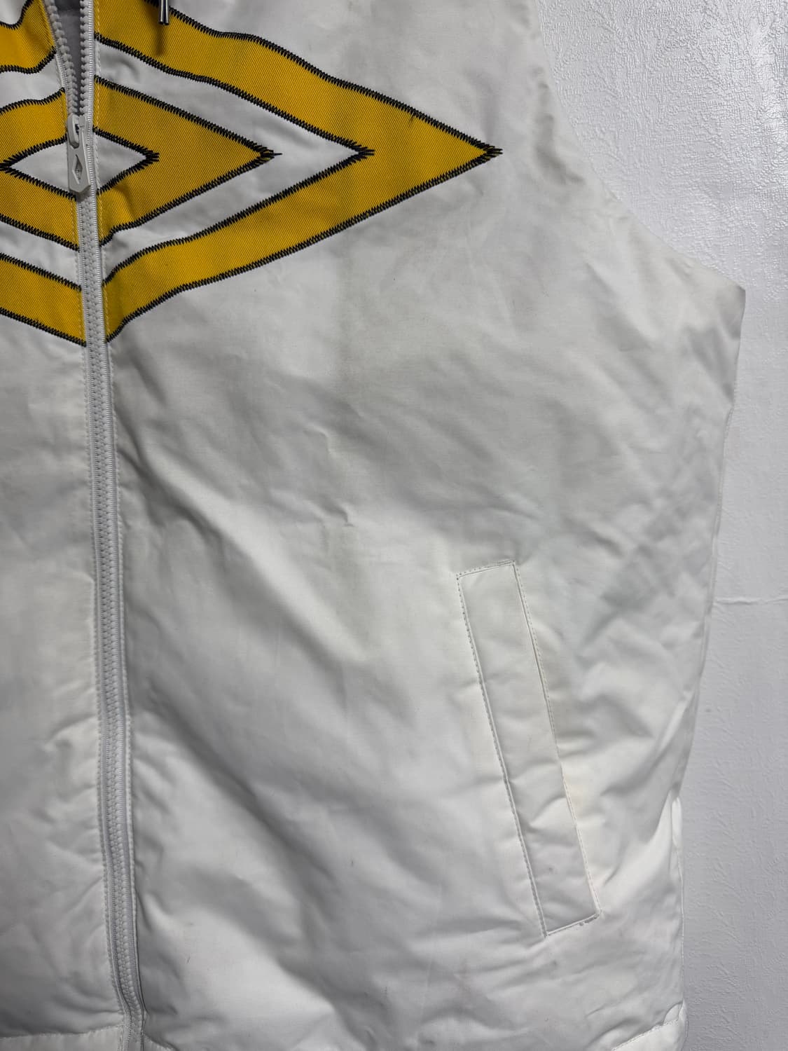 엄브로 아카이브 로고 후드 패딩 조끼 상품이미지5