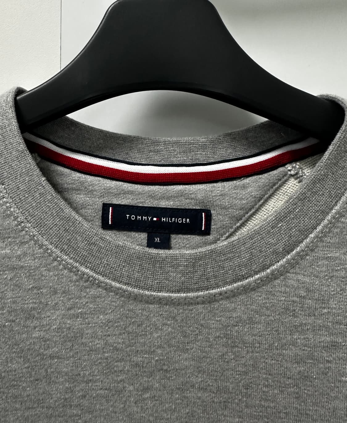 엠블럼 스웨트셔츠 상품이미지4