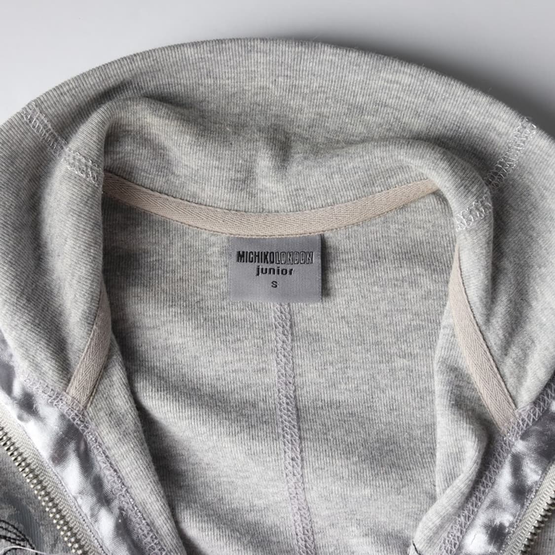 미치코런던 주니어 그레이 집업 S 상품이미지5