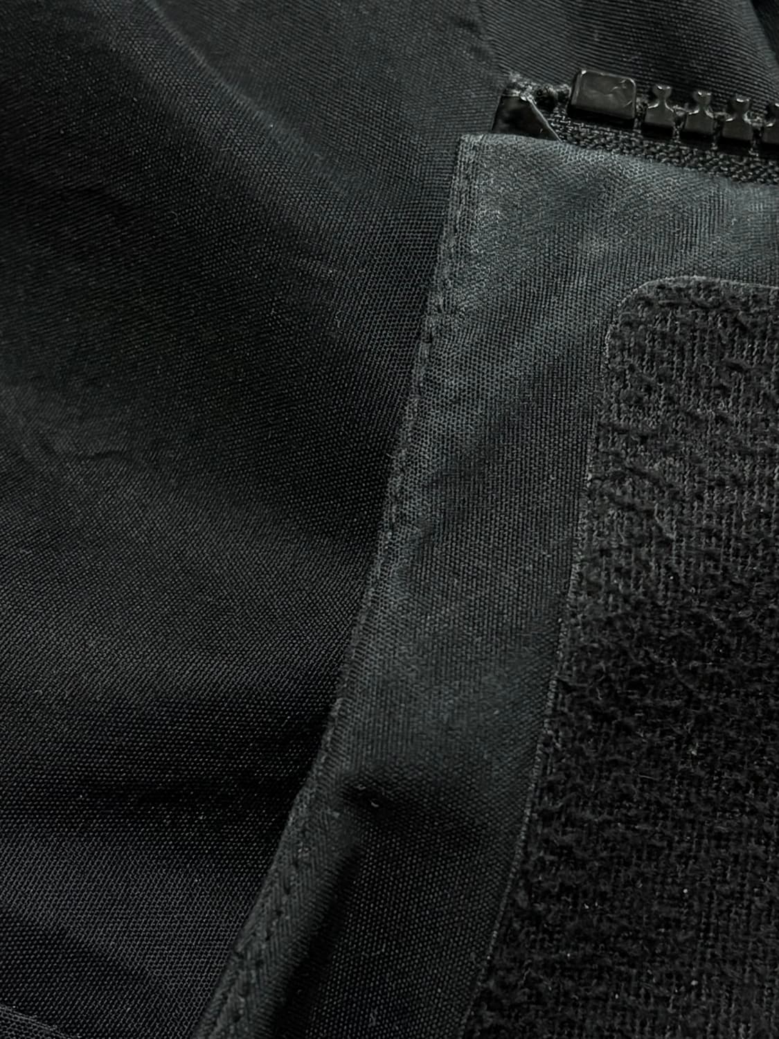 슈프림x노스페이스 테이프드 심 쉘 자켓 블랙 24ss 상품이미지3