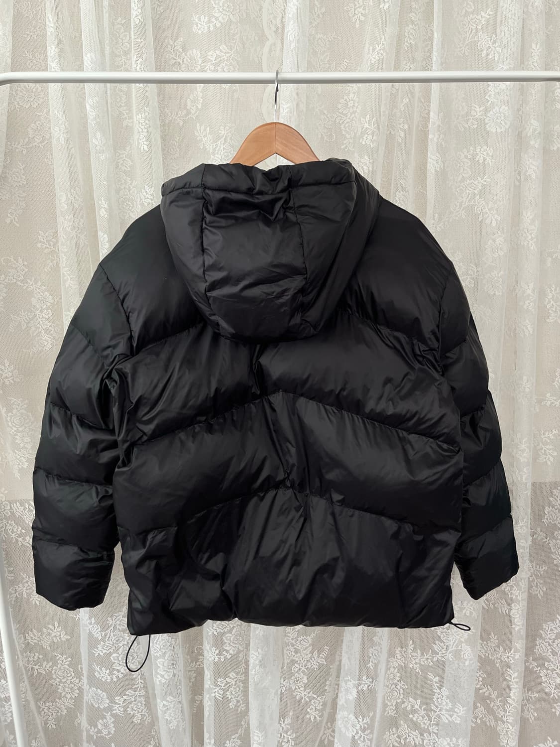 M) 리복 스몰 와펜 후드 숏 푸퍼 블랙 상품이미지2