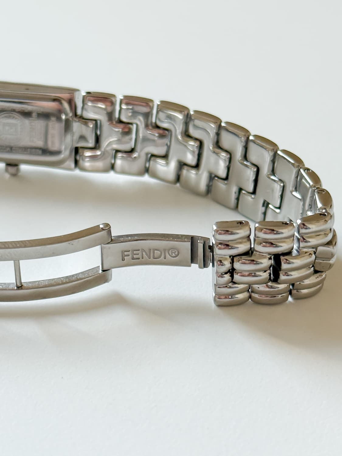 펜디 스퀘어 브레이슬릿 시계 상품이미지8