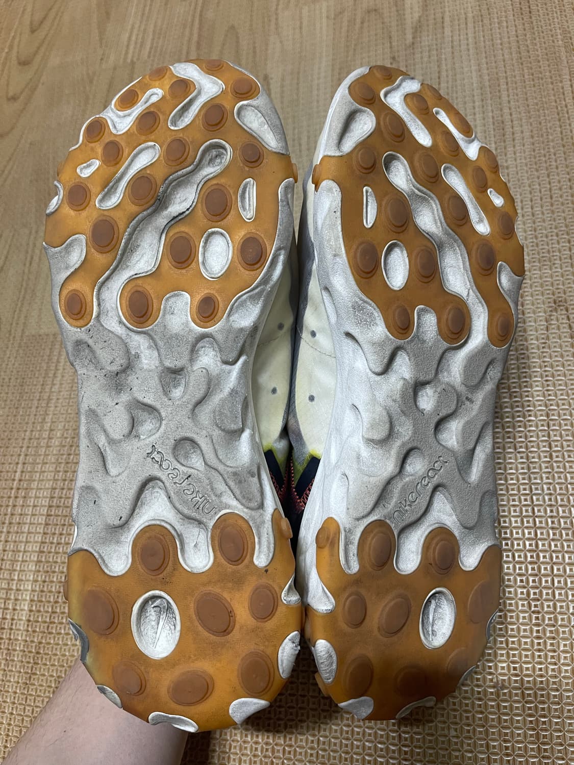 280 나이키 리액트 엘리먼트 87 모스그린 상품이미지7