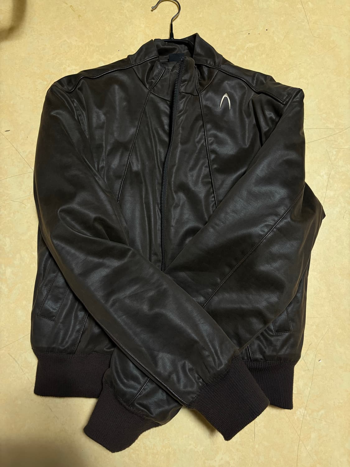 아캄 Piping Leather Blouson (Brown) 상품이미지2