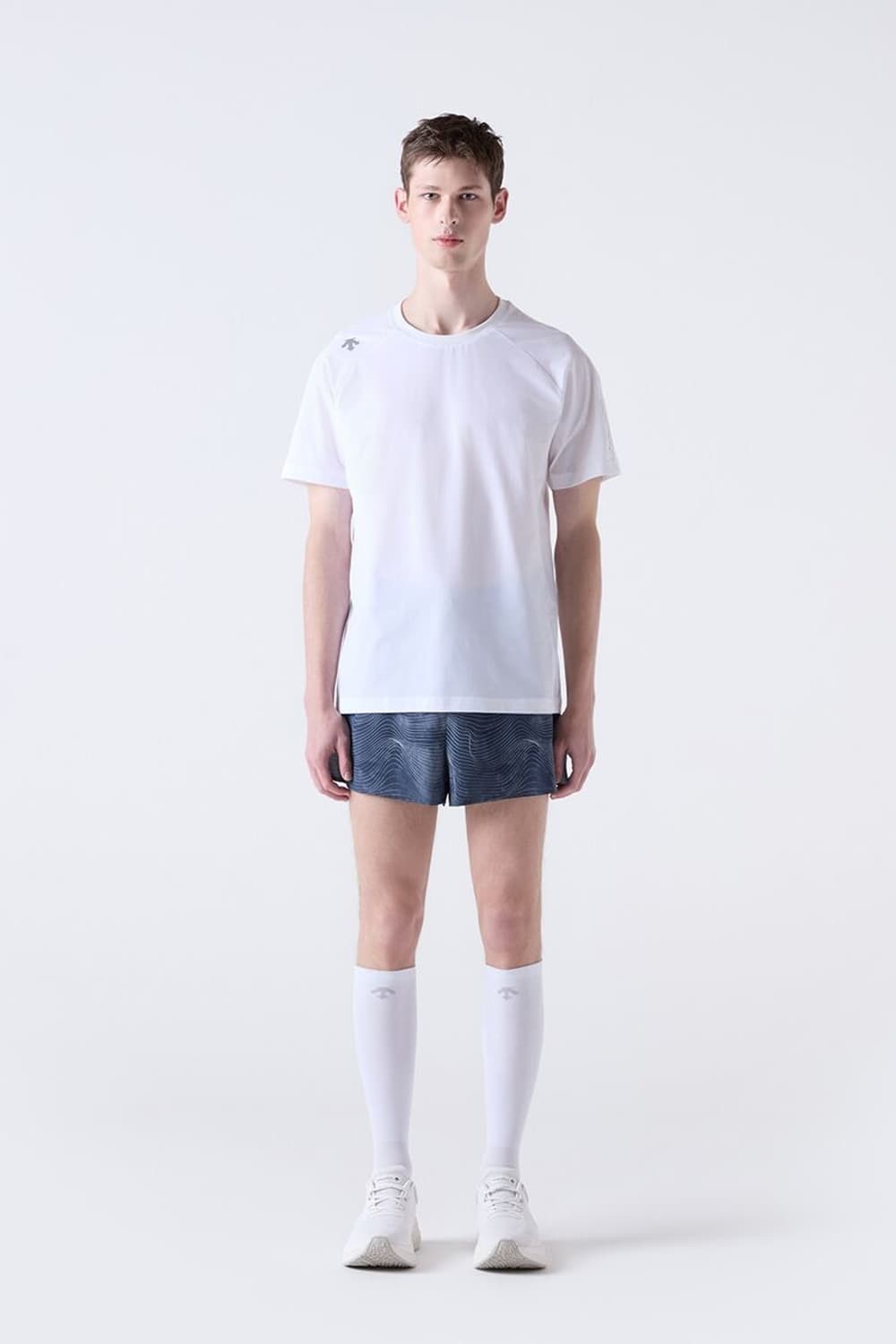 데상트 / 러닝 델타프로 2인치 브리프라인드 쇼츠 상품이미지3