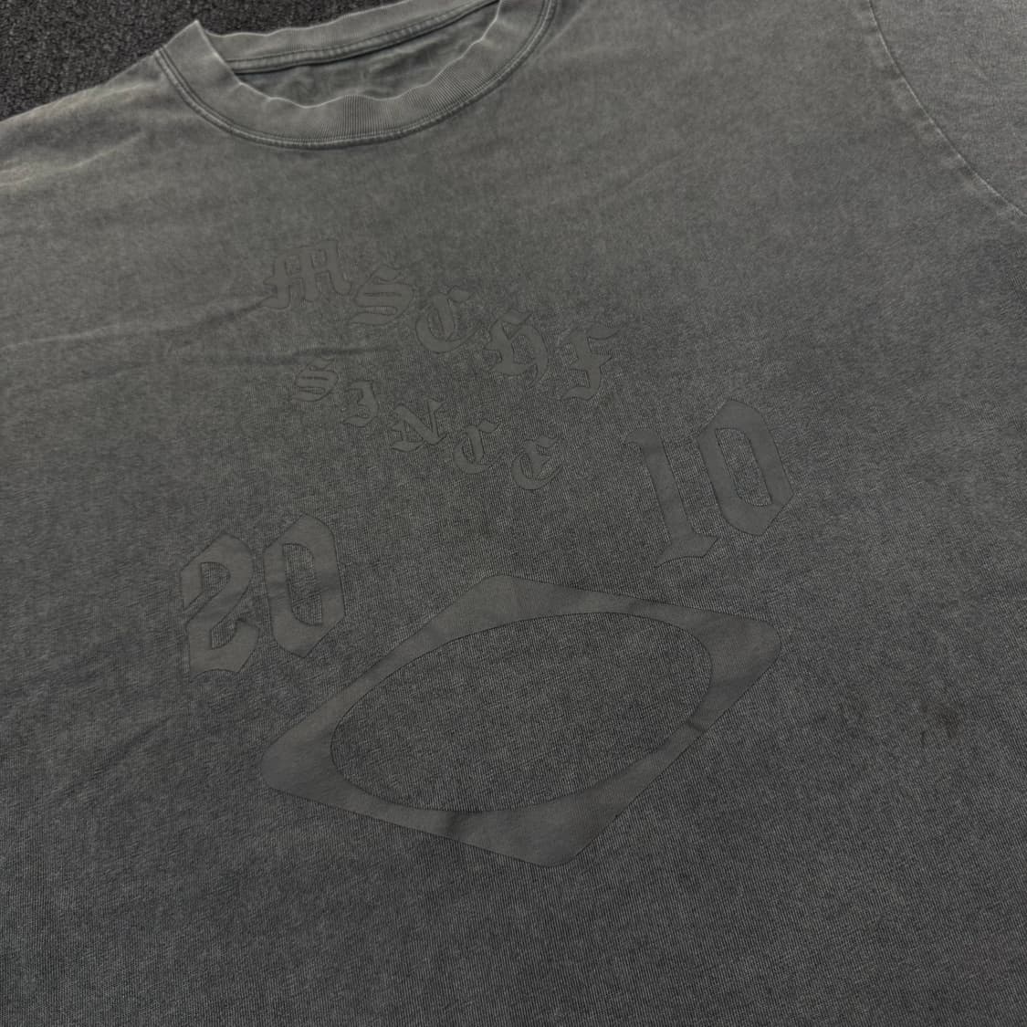 미스치프 롬버스 워시드 차콜 반팔 티셔츠 상품이미지4