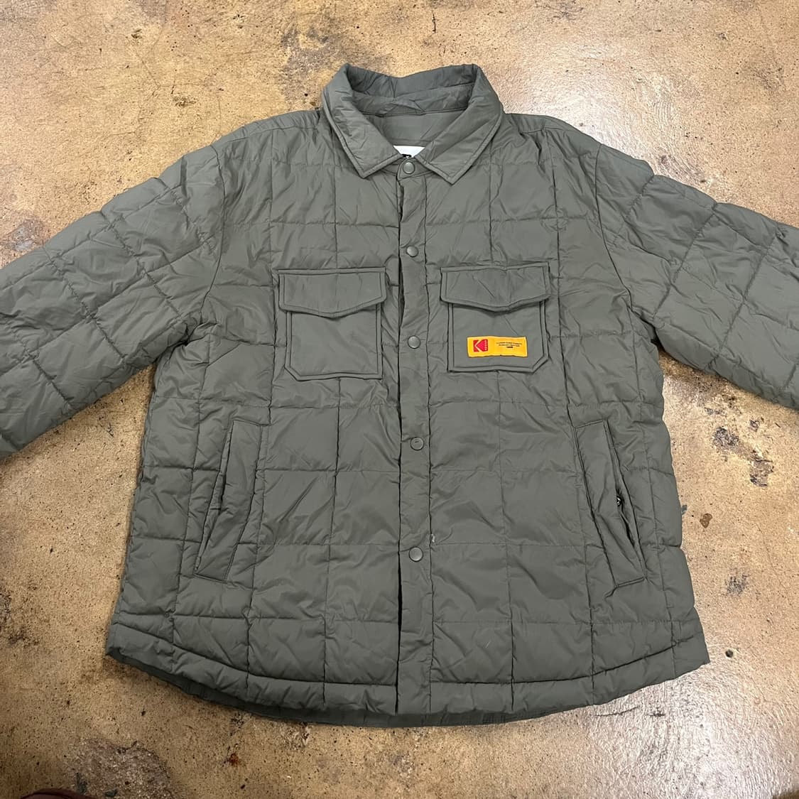[정품/M] 코닥 퀼팅 셔츠 자켓 카키색 b10 상품이미지3