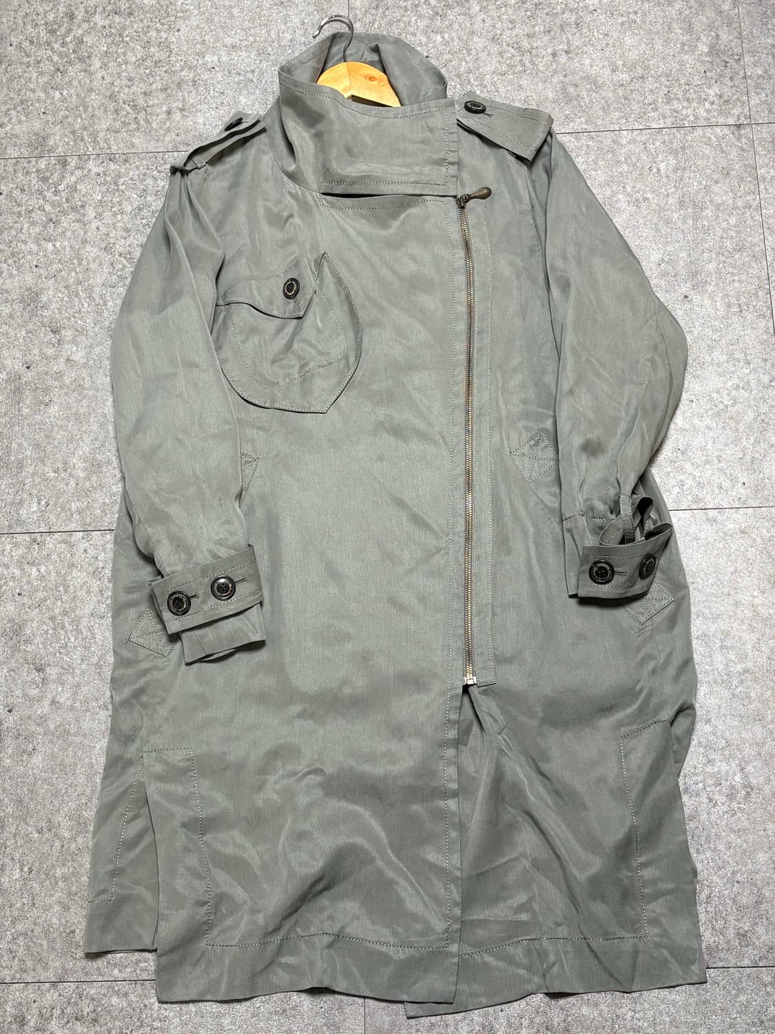 비비안웨스트우드 하이넥 트렌치 코트 상품이미지1