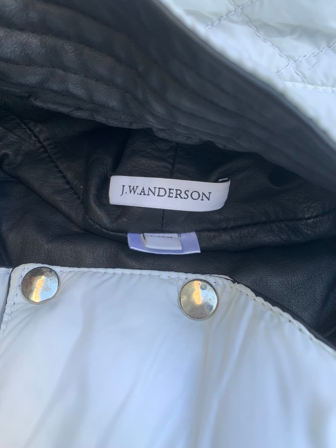 jw앤더슨 패디드 햇 상품이미지4