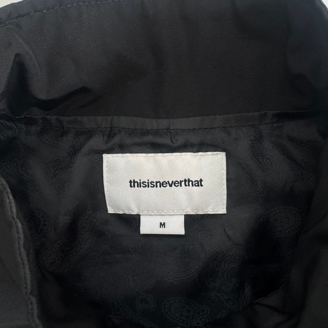 Thisisneverthat 디스이즈네버댓 블랙 바람막이 상품이미지5