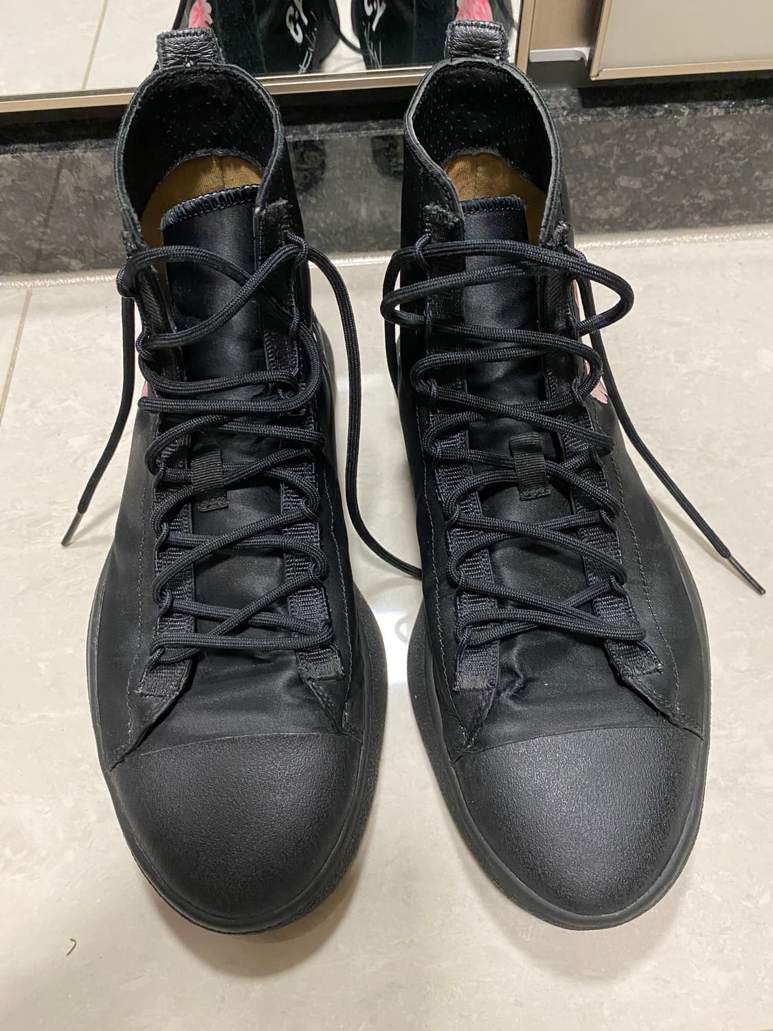 Y-3 High top sneakers 상품이미지1