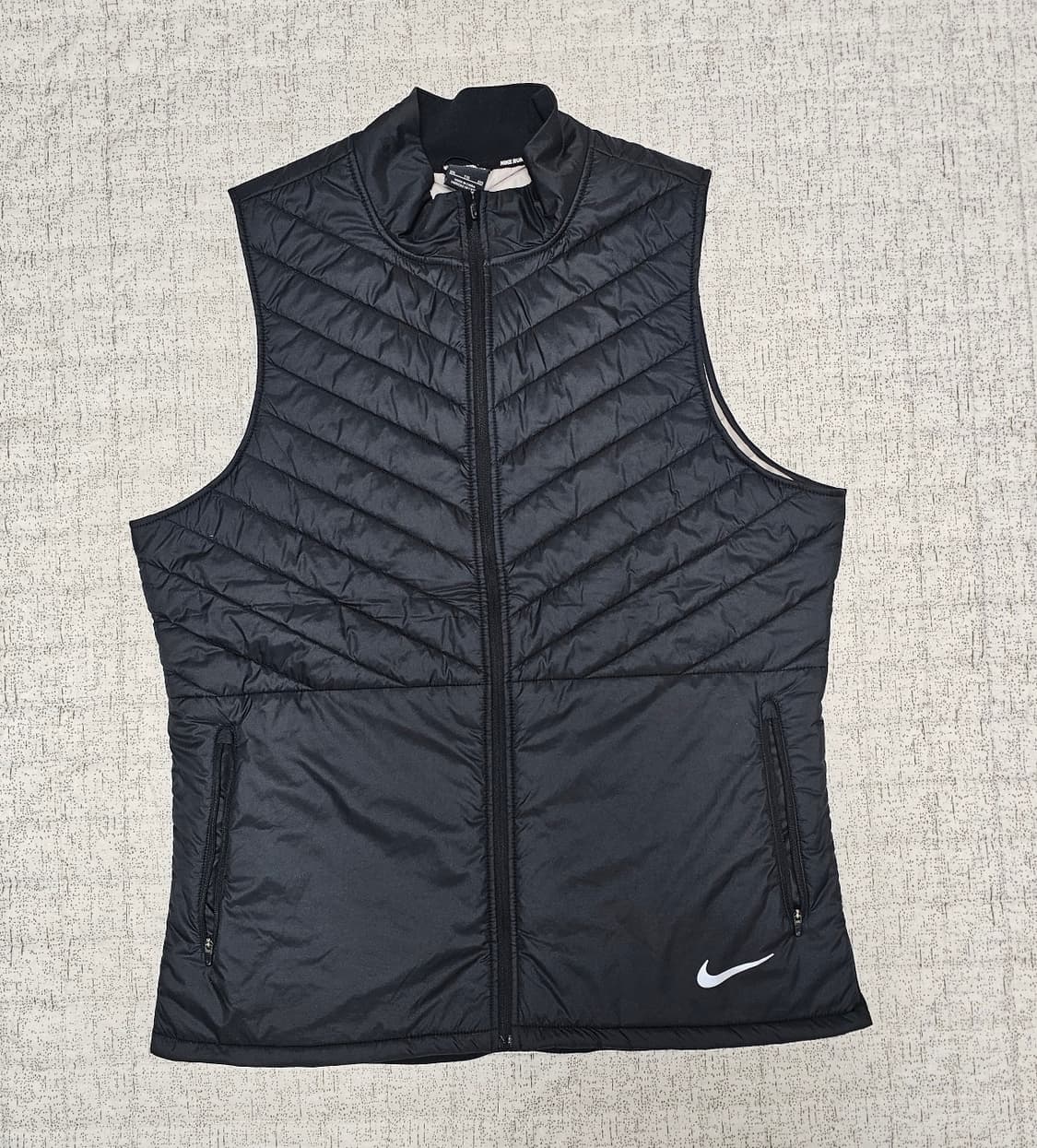 나이키 에어로로프트 조끼 상품이미지1