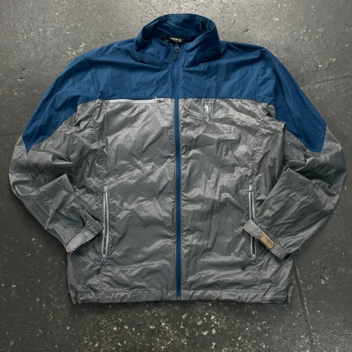 105 블랙야크 경량 바람막이  상품이미지1