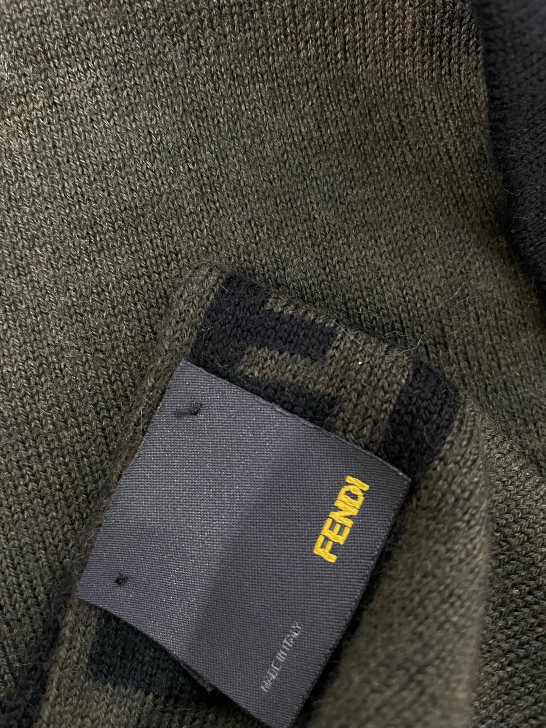 펜디 머플러 상품이미지4