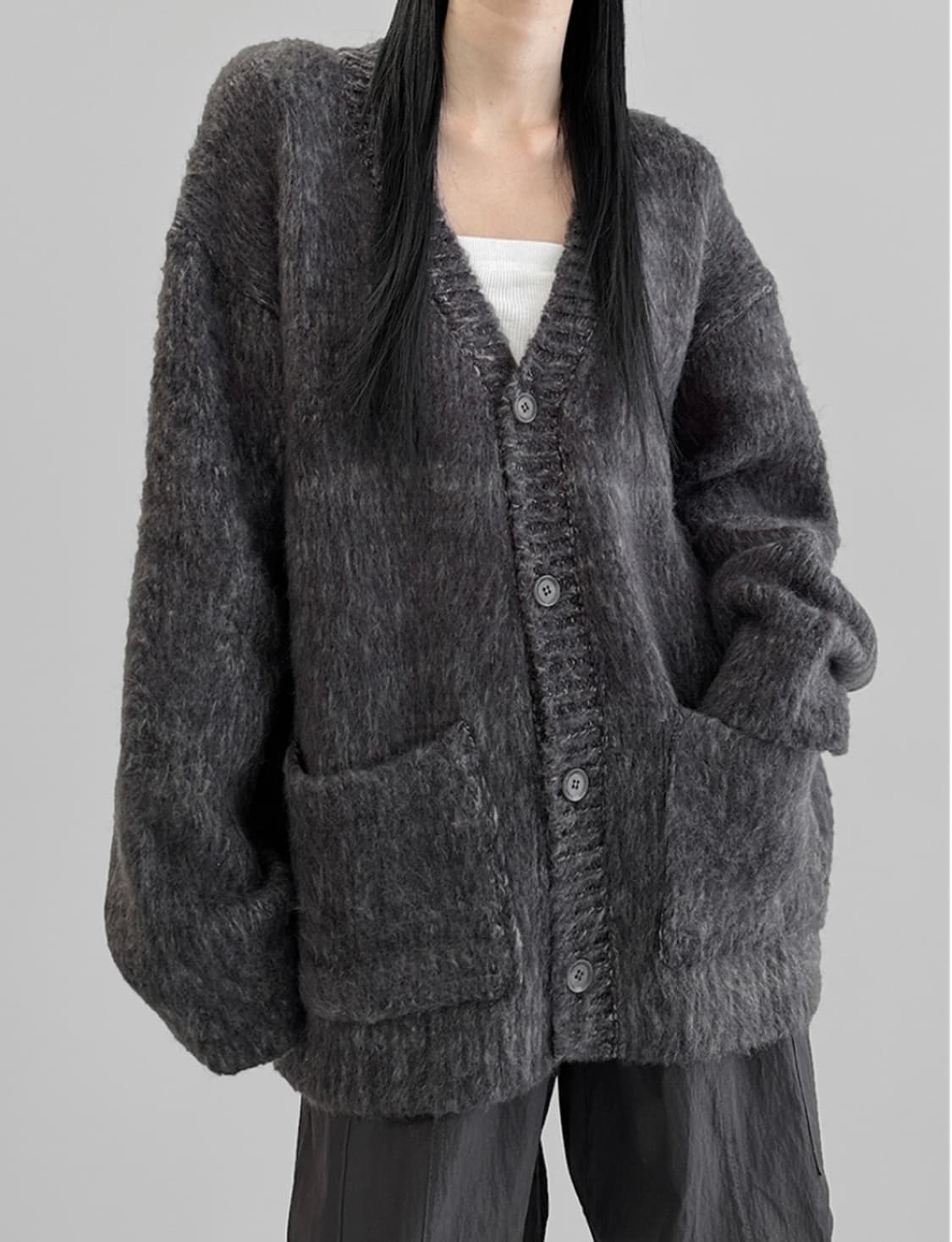 므넴 클로버 오버핏 가디건 상품이미지1