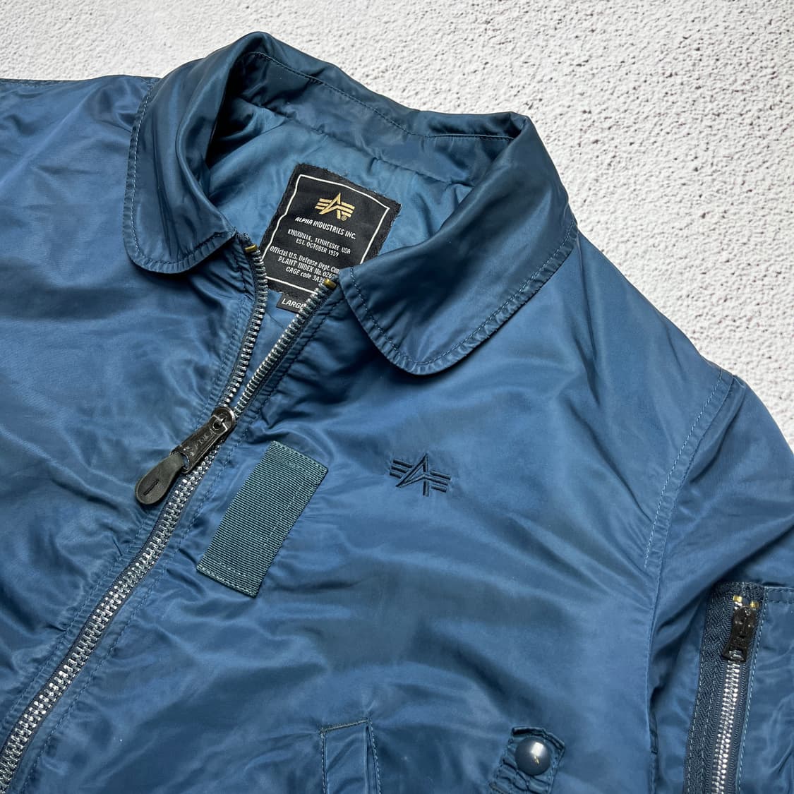 Alpha Industries B-15 Flight Jacket 상품이미지3