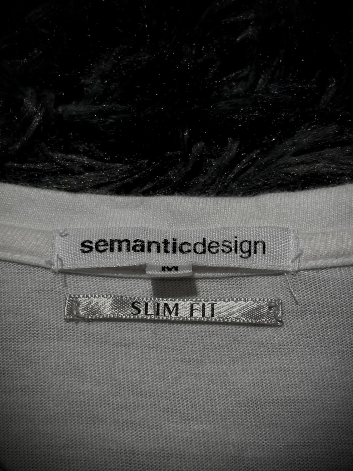 semantic design 트라이벌 레이어드 화이트 V넥 반팔 티셔츠 상품이미지9