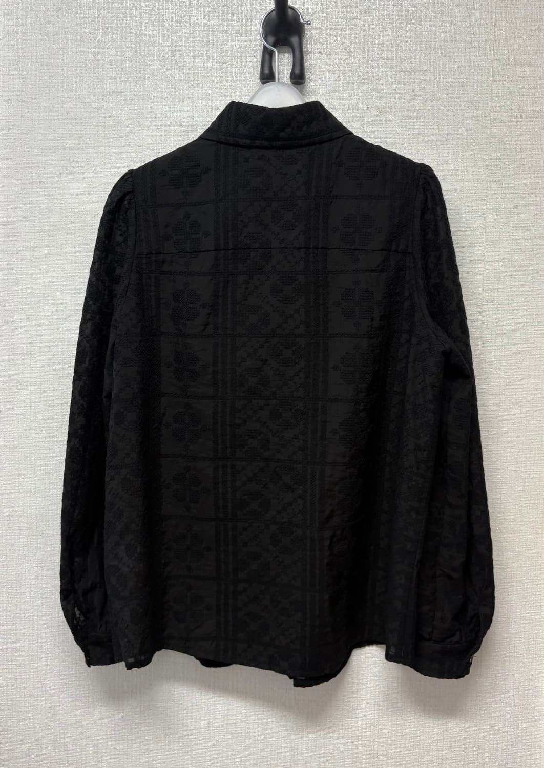 코스모스 블랙 블라우스 상품이미지3