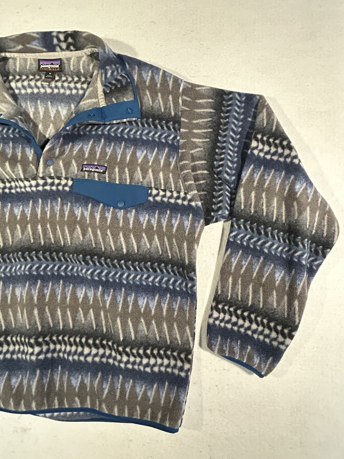 12FW 파타고니아 신칠라 스냅-T 블루/그레이 아즈텍 패턴 상품이미지2