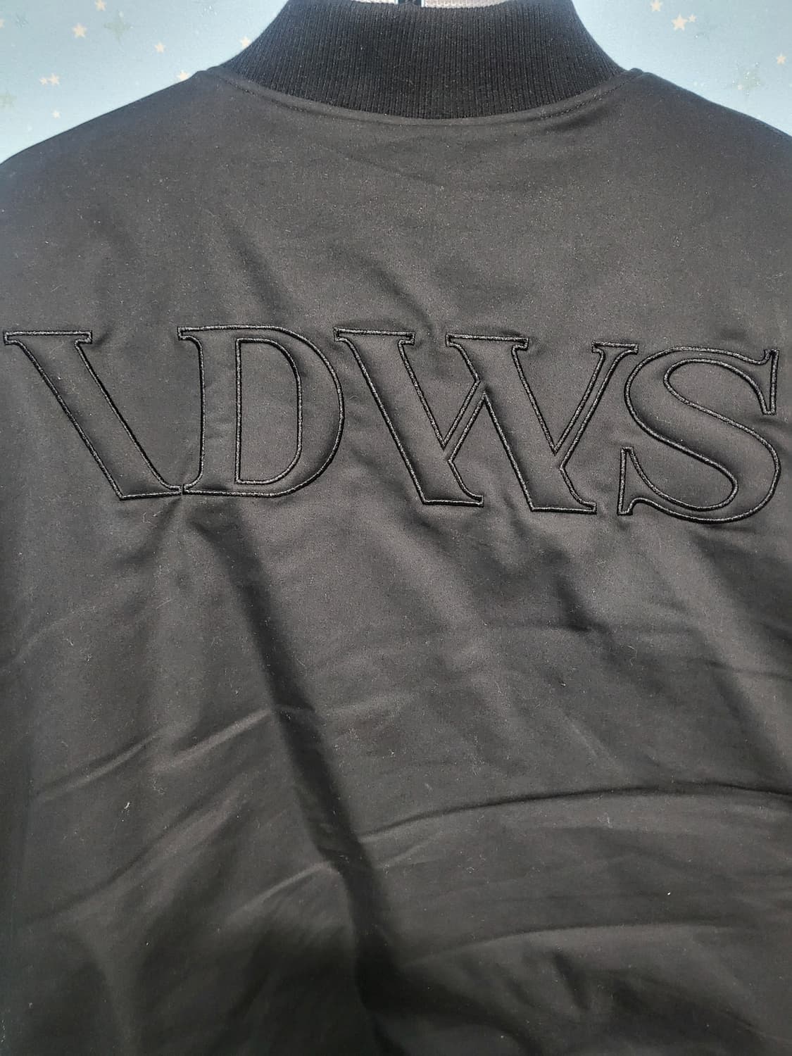 아이돈워너셀 Circle Shirring Logo Ma-1 Black 상품이미지5