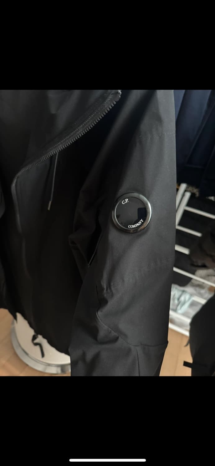 Cp컴퍼니 프로텍 바람막이 상품이미지3