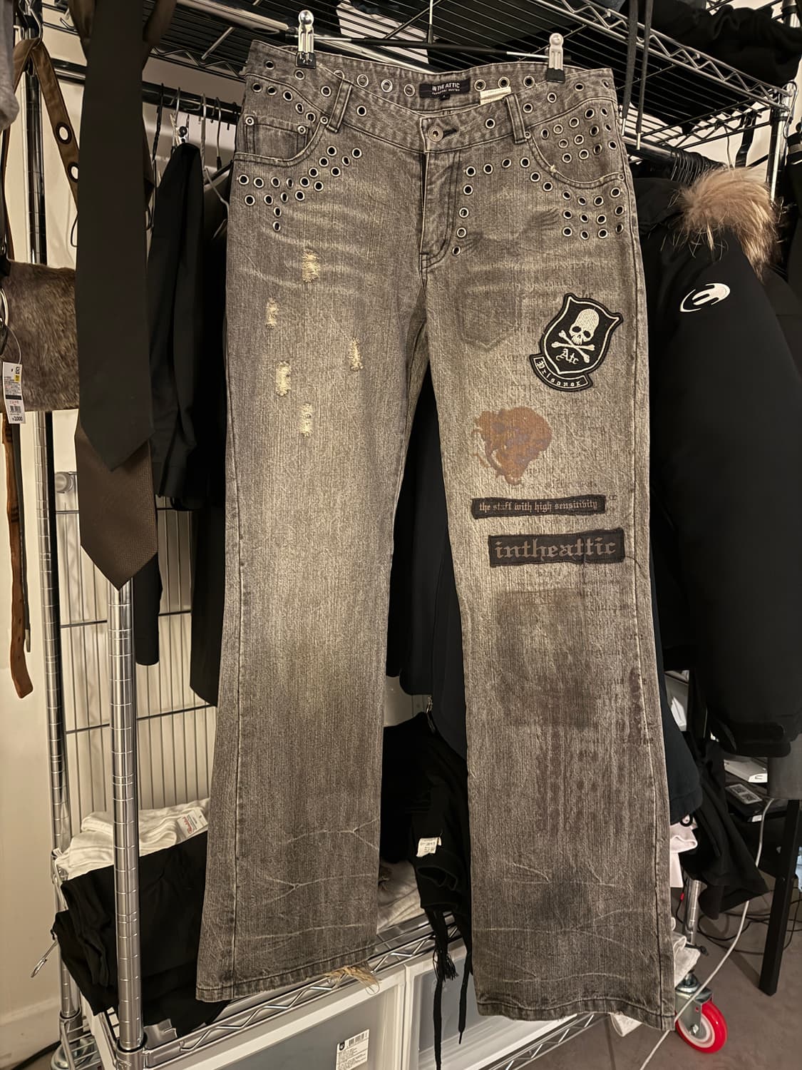 IN THE ATTIC 세미플레어 상품이미지1