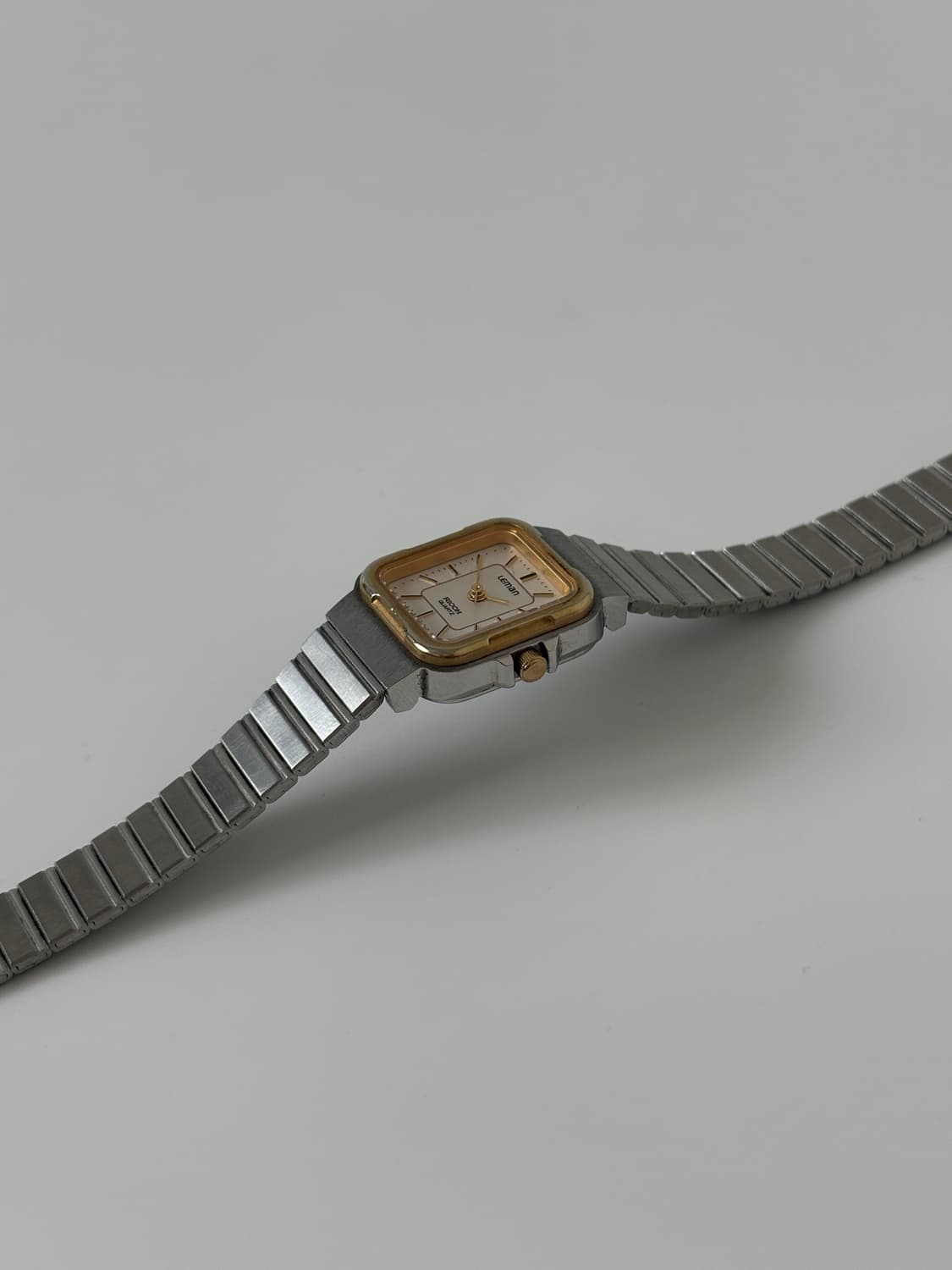 1980s Leman Gold Bezel Ladies Quartz 상품이미지5