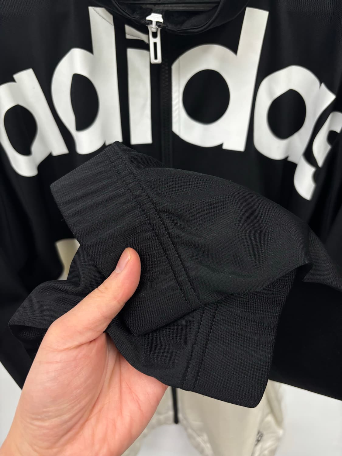 아디다스 빅로고 트랙탑 상품이미지4