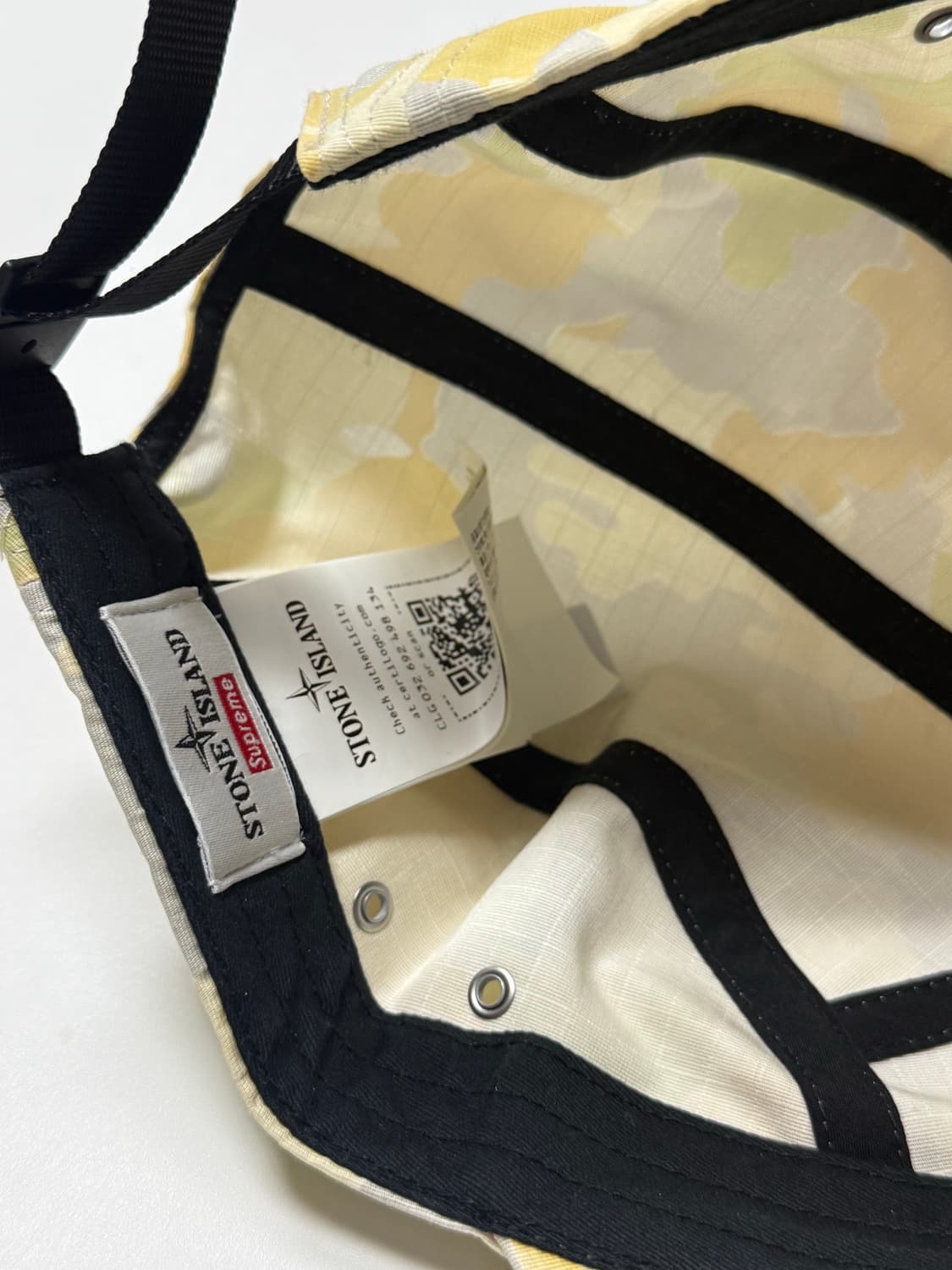 스톤아일랜드x슈프림 카모 캠프캡 상품이미지2