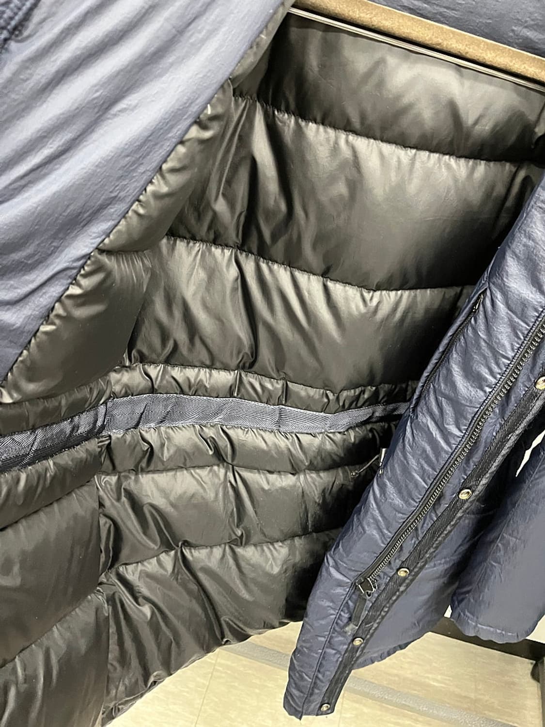 100) CP컴퍼니 고글 나일론 하프다운  상품이미지4